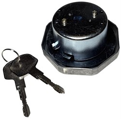 8981460100/JM022B CY86211 Крышка бака топливного D=67мм с ключами NPR75/NMR85/NLR85/NQR/FSR90/FVR34/FUSO E5 8981460100/JM022B CY86211 Крышка бака топливного D=67мм с ключами NPR75/NMR85/NLR85/NQR/FSR90/FVR34/FUSO E5